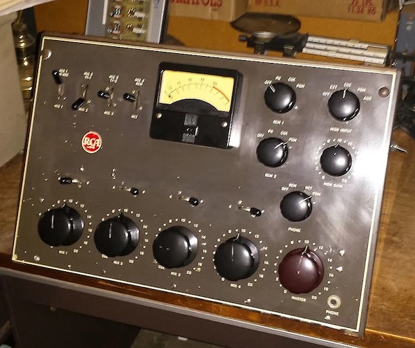 RCA BC-5 Console (1950s)